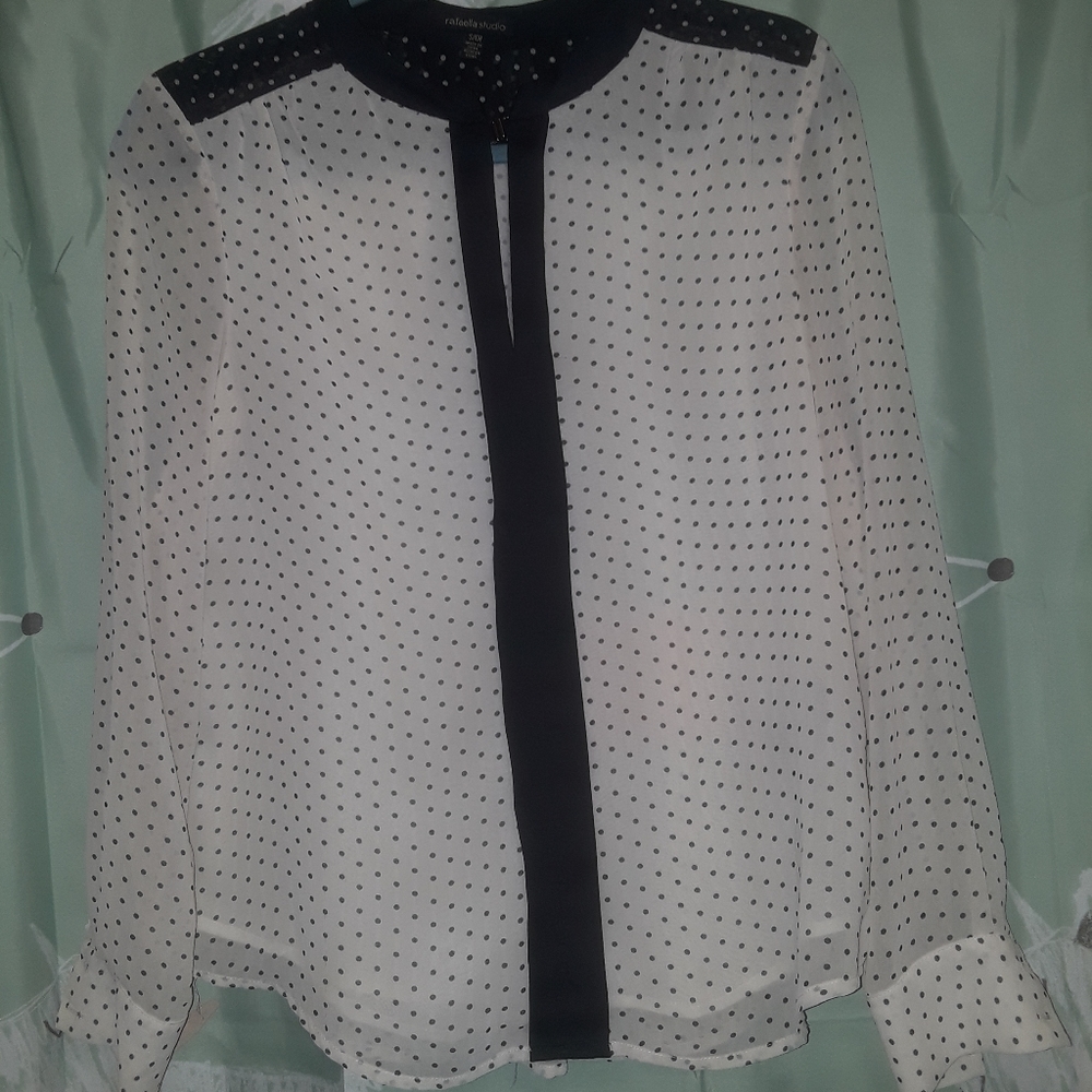 RAFAELLA BLOUSE SZ SMALL WHT/BLK POLKA DOT
